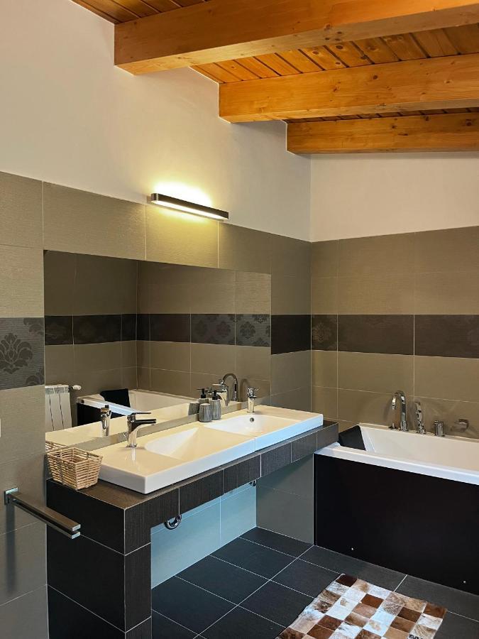 Bazalt Wellness Villa Harghita-Bai Εξωτερικό φωτογραφία